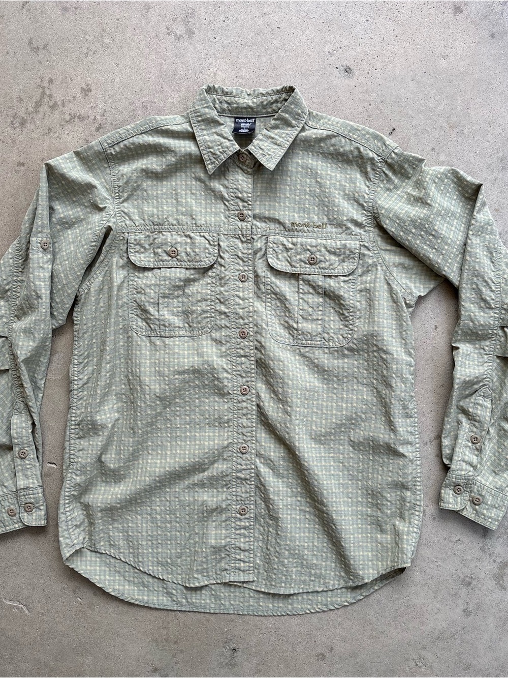 mont-bell Land's End Women's Small Long Sleeve Button Down Shirt Made in USA
